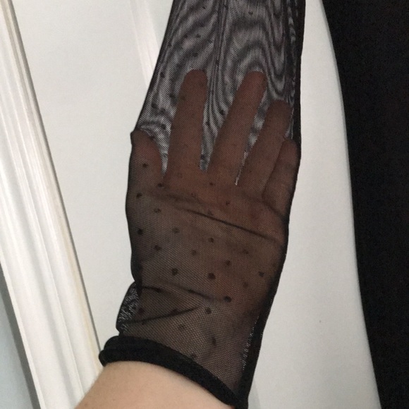 LBD - Picture 3 of 4